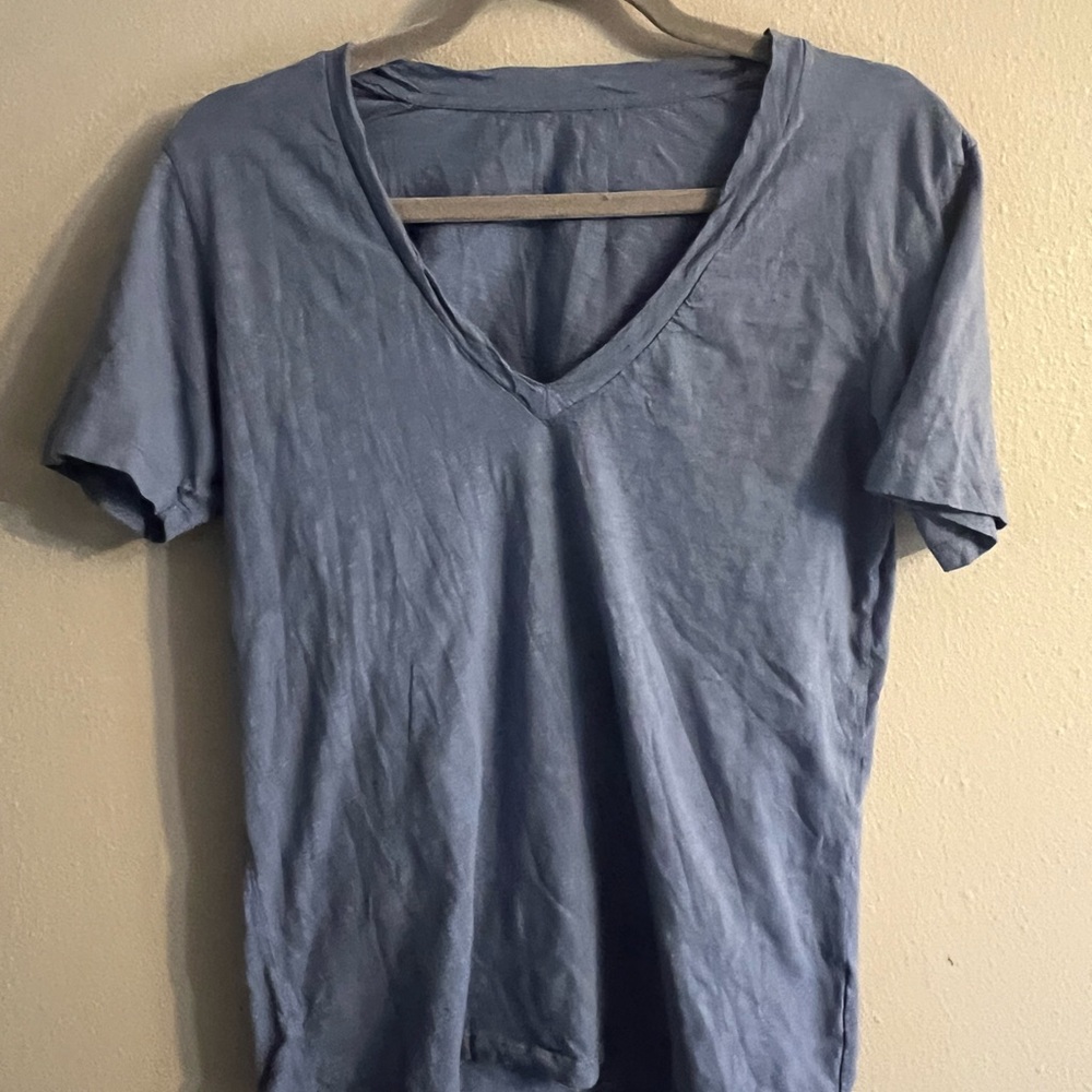 Velvet by Graham & Spencer Heather Blue tee Medium NWOT